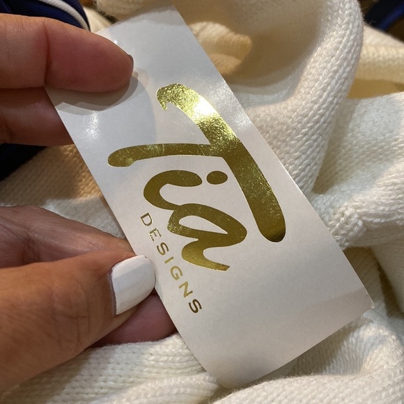 TIA DESIGNS women's embroidery sweater Size M, Button-Up, Navy design, Cotton - Picture 10 of 10